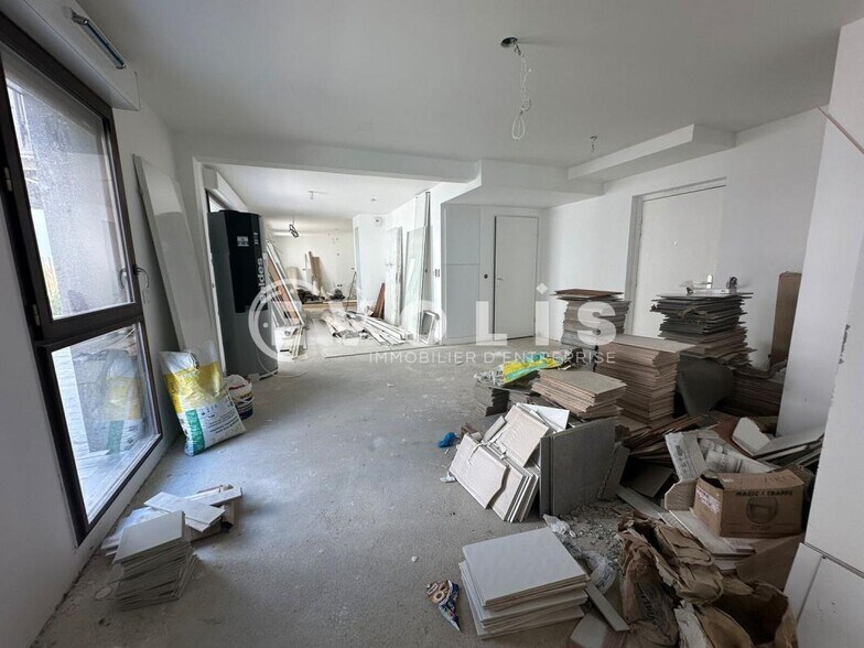 Bureau dans Villejuif à vendre - Photo de l’immeuble – Image 2 sur 10