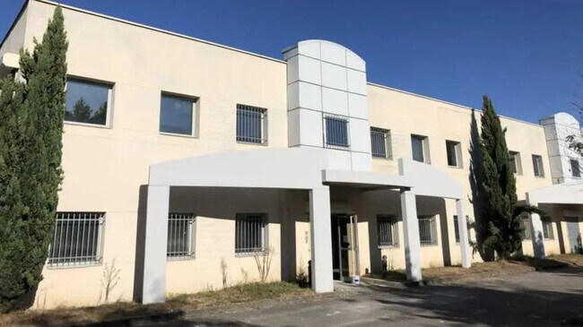 Plus de détails pour 30 Rue Champ Dolin, Saint-Priest - Bureau à vendre