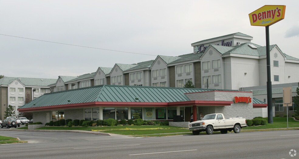 250 W 500 S, Salt Lake City, UT à vendre - Photo de l’immeuble – Image 2 sur 3