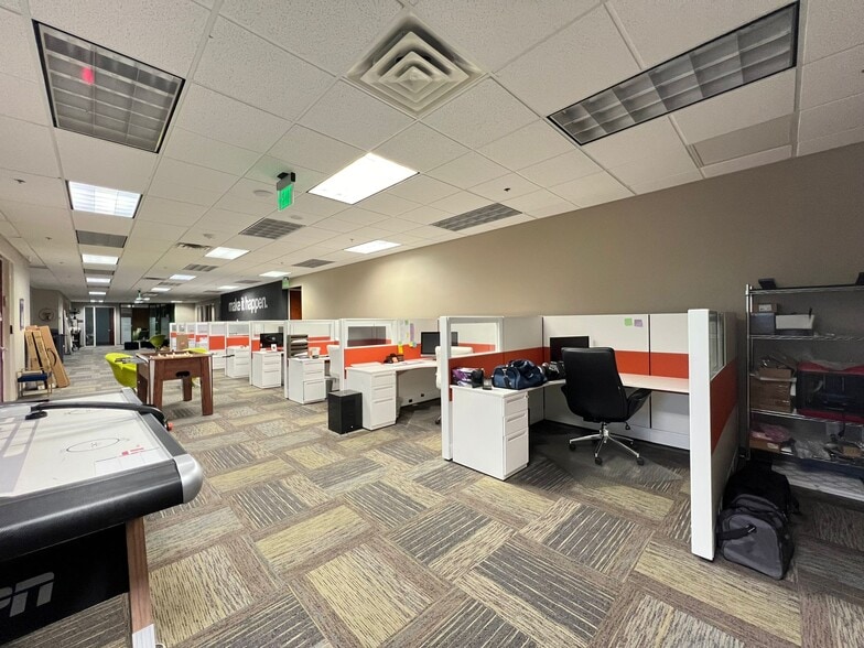 2500 N Buffalo Dr, Las Vegas, NV à louer - Photo intérieure – Image 3 sur 23