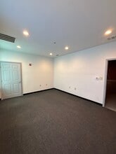 3103 N McDonald St, McKinney, TX à louer Photo intérieure– Image 2 sur 4