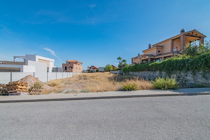 Terrain dans Dílar, Granada à vendre - Photo de l’immeuble – Image 3 sur 14