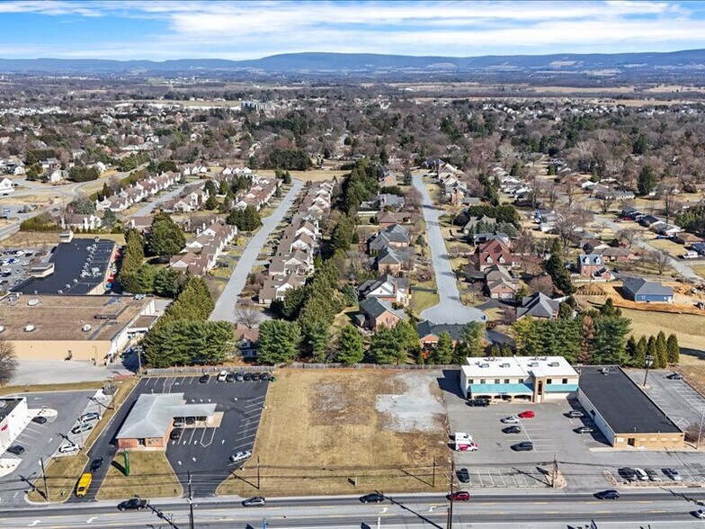 13331 Pennsylvania Ave, Hagerstown, MD à louer - Photo principale – Image 1 sur 4