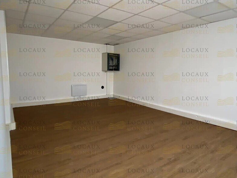 Bureau dans SAINT-OUEN-L'AUMONE à louer - Photo intérieure – Image 3 sur 36
