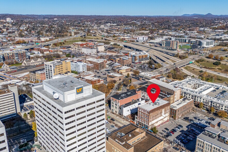 312 S Gay St, Knoxville, TN à vendre - Photo de l’immeuble – Image 3 sur 27
