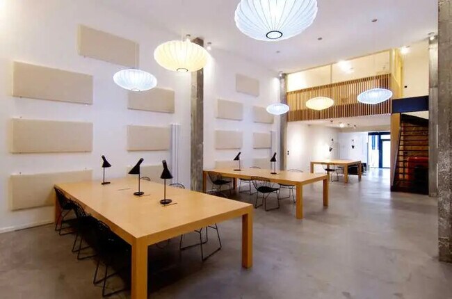 Plus de détails pour Bureau à vendre