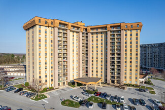 Plus de détails pour 1000 Valley Forge Cir, King Of Prussia, PA - Logement à vendre