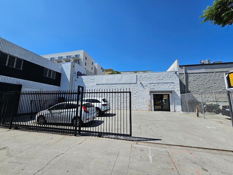 1333 S Hill St, Los Angeles, CA à louer - Photo de l’immeuble – Image 1 sur 11