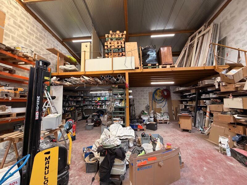 Local d'activités dans Venissieux à vendre Photo intérieure– Image 1 sur 6