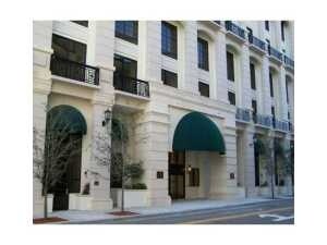Plus de détails pour 801 S Olive Ave, West Palm Beach, FL - Bureau/Local commercial à louer