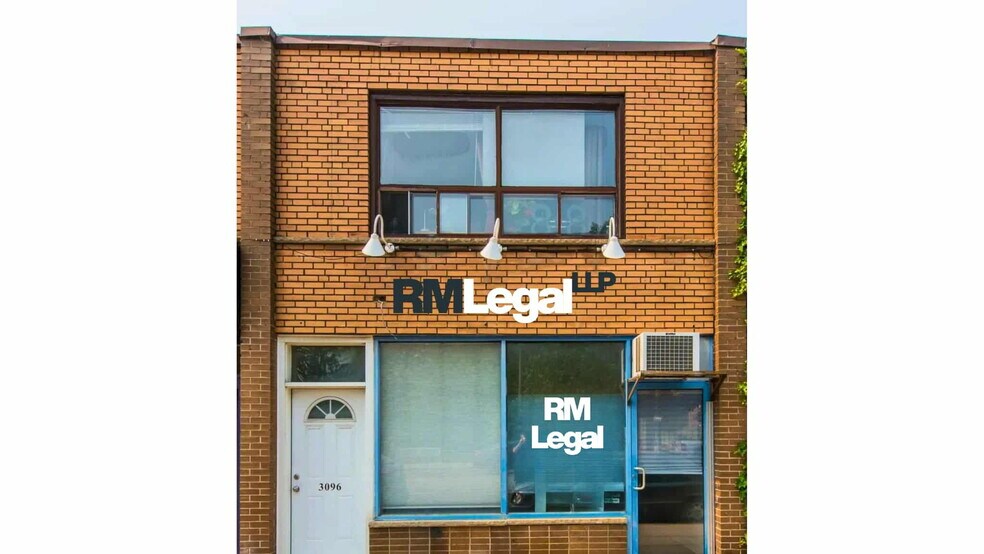 3094-3100 Lake Shore Blvd W, Toronto, ON à louer - Photo de l’immeuble – Image 3 sur 9