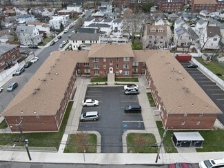 Plus de détails pour 646-662 Port Richmond Ave, Staten Island, NY - Logement à vendre