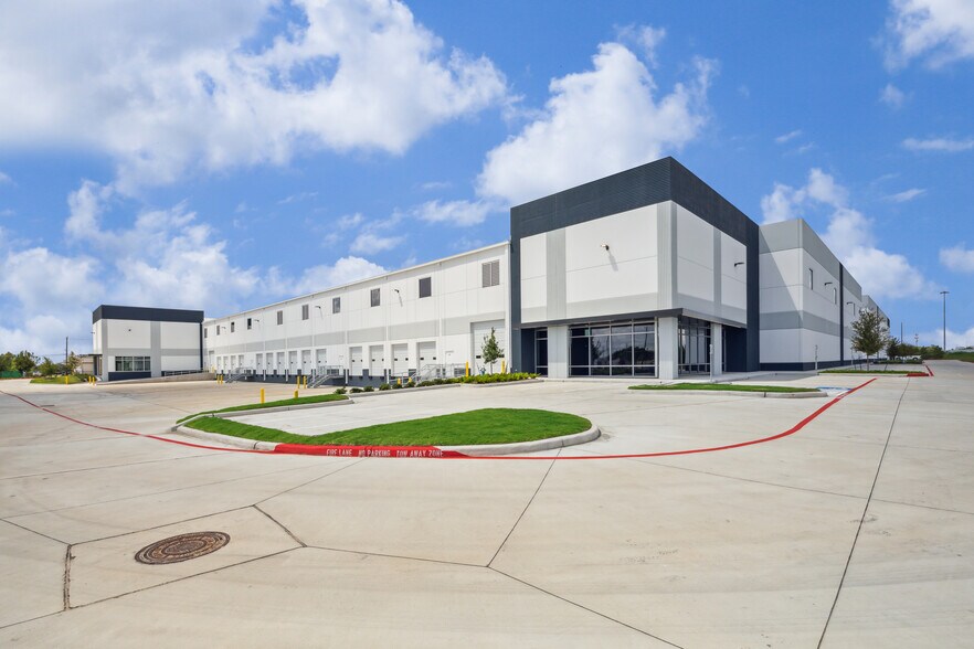 13415 Conklin Ln, Houston, TX à vendre - Photo de l’immeuble – Image 2 sur 4
