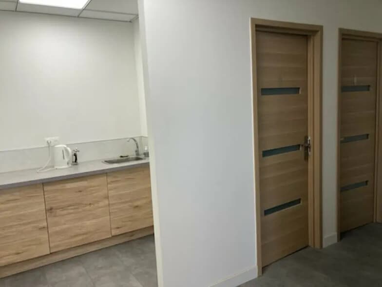 Bureau dans Concarneau à louer - Photo intérieure – Image 3 sur 3