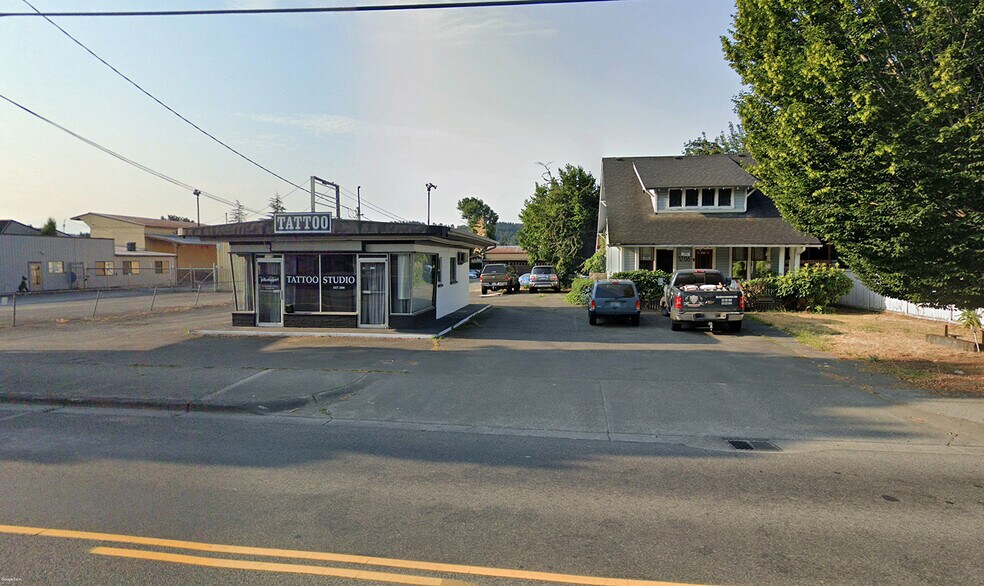 1210 E Main Ave, Puyallup, WA à vendre - Photo de l’immeuble – Image 2 sur 4
