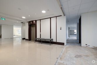 1555 Rue Peel, Montréal, QC à louer Photo intérieure– Image 2 sur 3