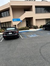 16892 Bolsa Chica St, Huntington Beach, CA à louer Photo intérieure– Image 1 sur 5