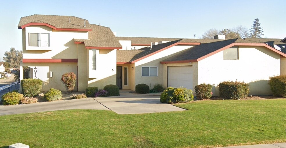 4812 Maybrook Ave, Bakersfield, CA à vendre - Photo de l’immeuble – Image 2 sur 5
