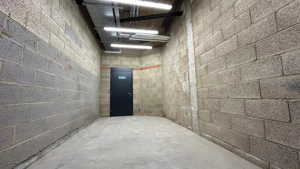 141-147 High St, Brentwood à louer - Photo intérieure – Image 3 sur 6