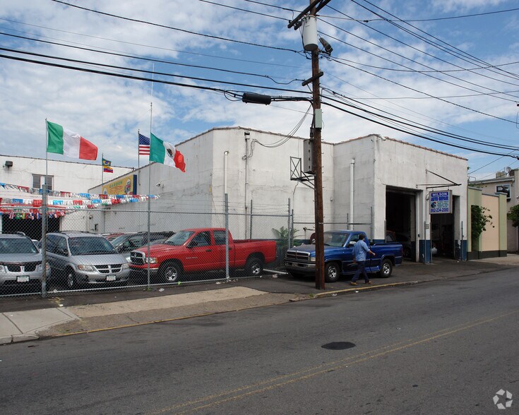 335-337 Jefferson St, Newark, NJ à vendre - Photo principale – Image 1 sur 2