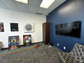 11929 40th St SE, Calgary, AB à louer Photo intérieure– Image 1 sur 6