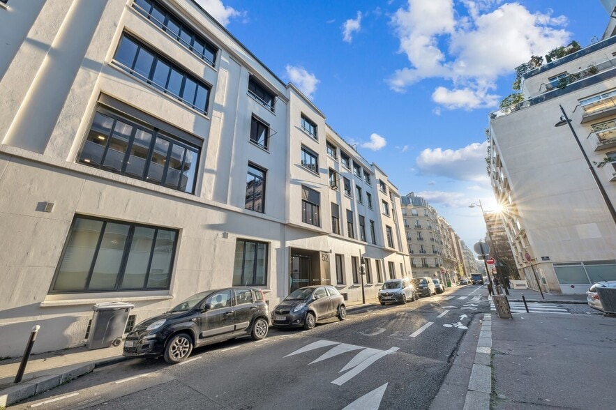 52 Rue Bayen, Paris à louer - Photo de l’immeuble – Image 2 sur 13
