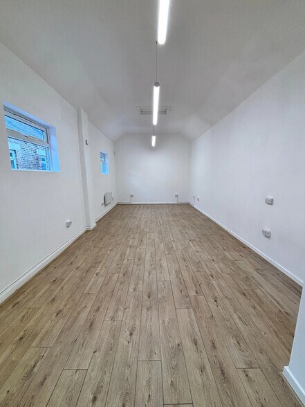 4-5 Broadway Ct, Londres à louer - Photo de l’immeuble – Image 3 sur 12