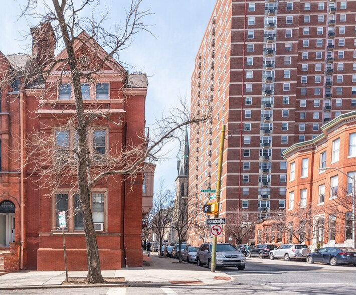 107 E Chase St, Baltimore, MD à vendre - Photo de l’immeuble – Image 3 sur 52