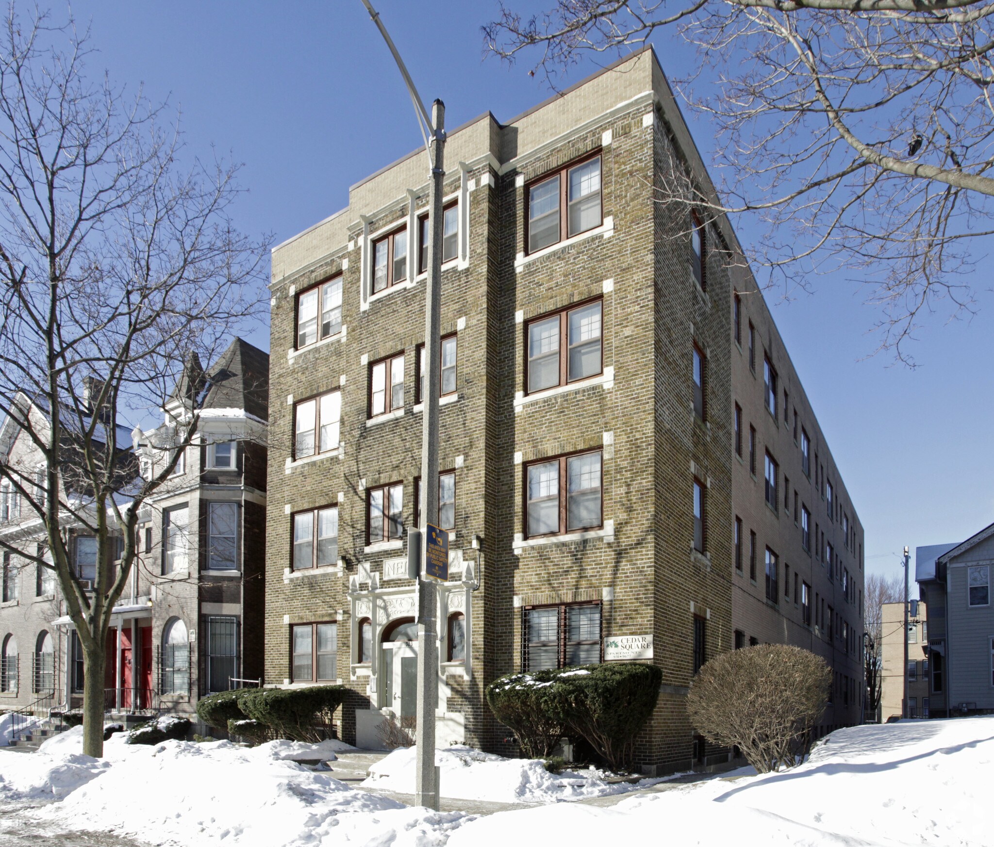 923 N 14th St, Milwaukee, WI à vendre Photo principale– Image 1 sur 3