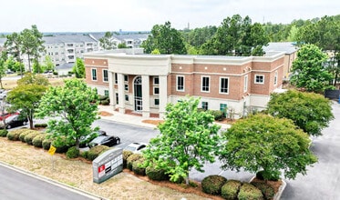 140 Wildewood Park Dr, Columbia, SC à louer Photo de l’immeuble– Image 1 sur 20