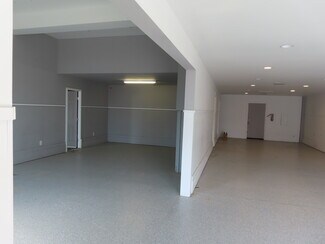 Plus de détails pour 180 3rd st, Harrisburg, OR - Local d'activités à louer