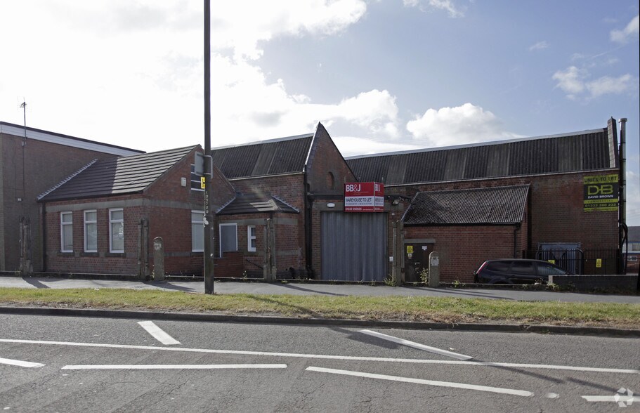 Derby Rd, Heanor à vendre - Photo principale – Image 1 sur 12