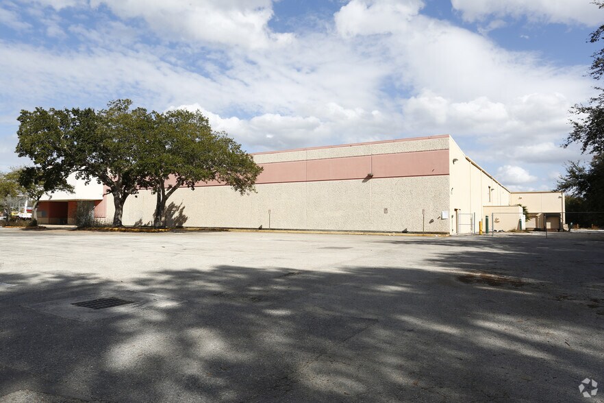 4445 26th St W, Bradenton, FL à louer - Photo de l’immeuble – Image 3 sur 3