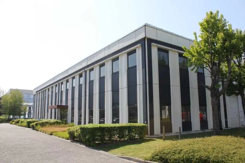 22 Avenue Des Nations, Villepinte à louer Photo de l’immeuble– Image 1 sur 15