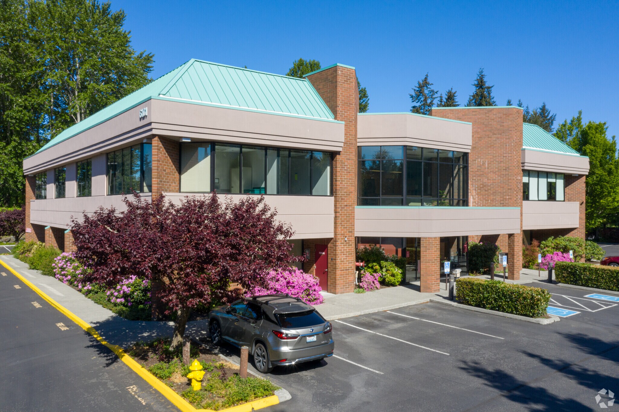 6101 200th St SW, Lynnwood, WA à louer Photo de l’immeuble– Image 1 sur 6