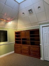 1600 Candia Rd, Manchester, NH à louer Photo intérieure– Image 2 sur 15