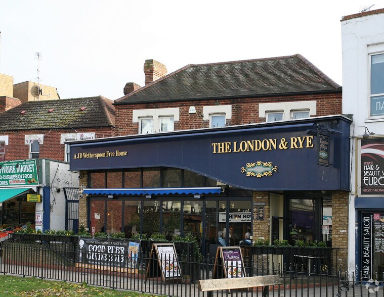 109 Rushey Green, Londres à louer - Photo de l’immeuble – Image 2 sur 8