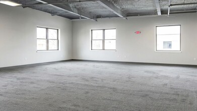 300 Oxford Rd, Oxford, CT à louer Photo intérieure– Image 1 sur 9