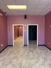 1701 FM 1960 Rd W, Houston, TX à louer - Vidéo sur l’annonce professionnelle 