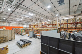 17421 Derian Ave, Irvine, CA à louer Photo intérieure– Image 2 sur 3