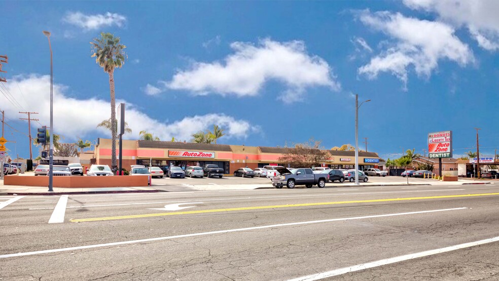 404-414 W Pacific Coast Hwy, Wilmington, CA à louer - Photo de l’immeuble – Image 2 sur 3