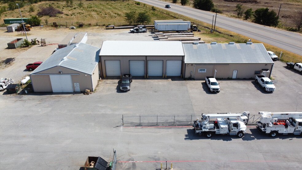 4613 N FM 1417, Sherman, TX à louer - Photo de l’immeuble – Image 2 sur 11