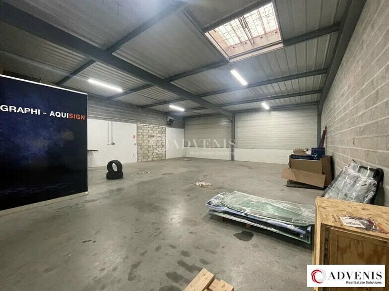 Local d’activités dans Le Haillan à louer - Photo intérieure – Image 3 sur 5