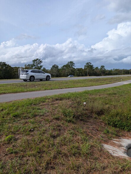 9115 S Suncoast Blvd, Homosassa, FL à vendre - Photo de l’immeuble – Image 2 sur 4