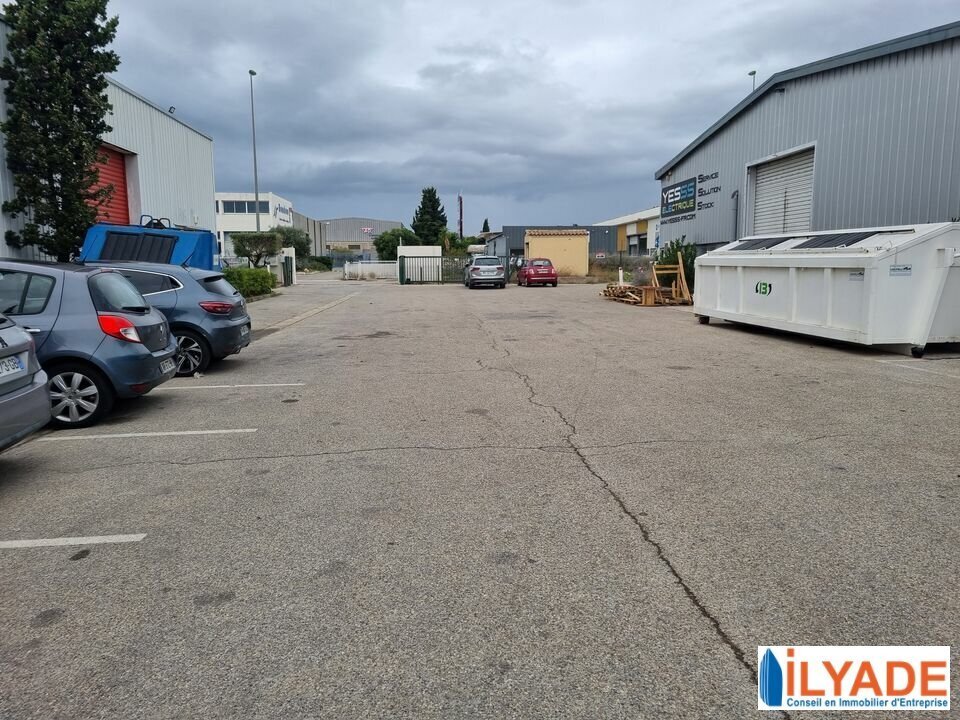 35-37 Rue De Berlin, Vitrolles à louer Photo de l’immeuble– Image 1 sur 15