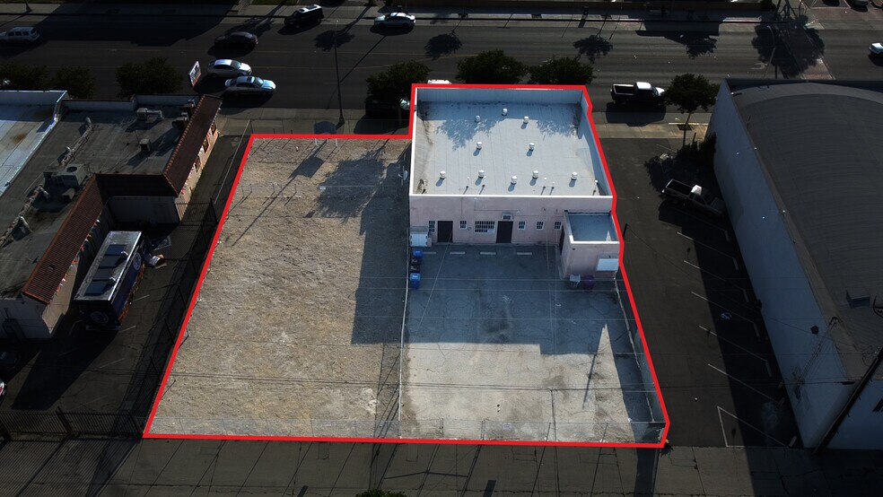 6184 Atlantic Ave, Long Beach, CA à vendre - Photo de l’immeuble – Image 3 sur 24