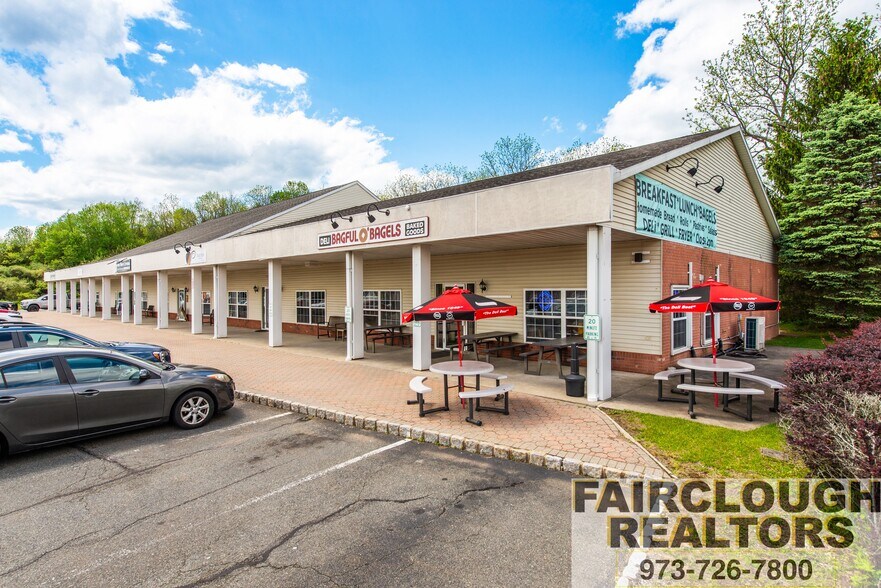 11 Route 15, Lafayette, NJ à vendre - Photo de l’immeuble – Image 1 sur 26