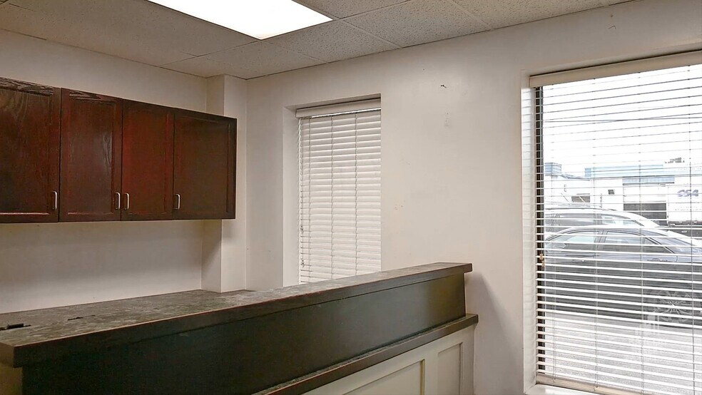 4828 30th St SE, Calgary, AB à louer - Vidéo sur l’annonce professionnelle – Image 2 sur 2
