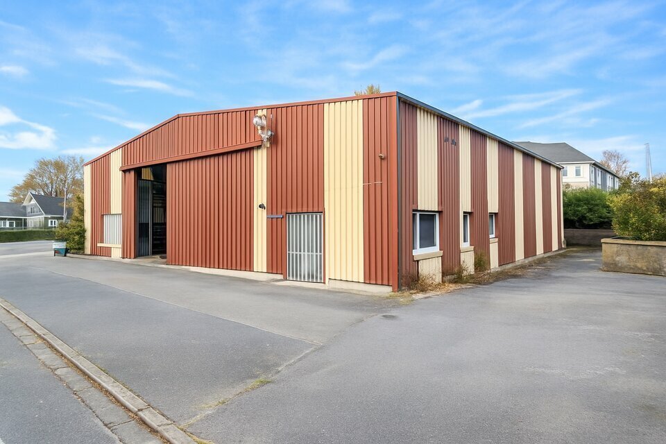 Industriel/Logistique dans La Chapelle-sur-Erdre à louer Photo de l’immeuble– Image 1 sur 7