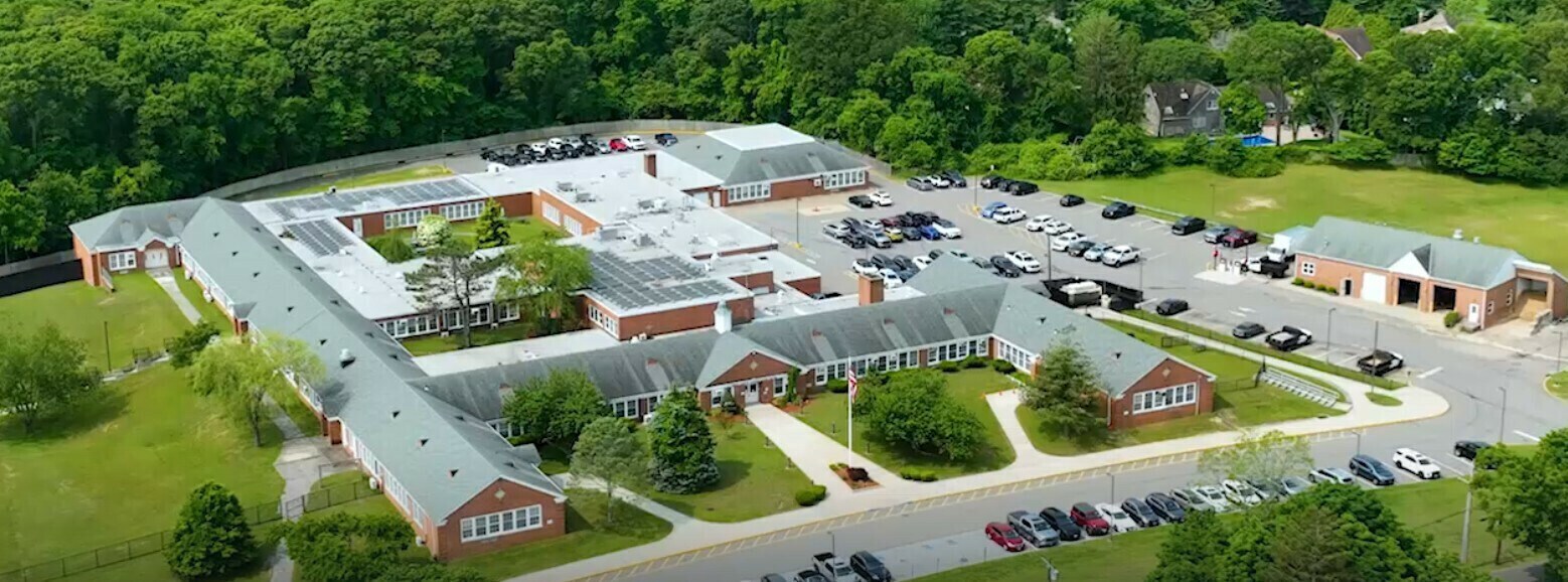 100 Suffolk Ave, Stony Brook, NY à vendre Photo principale– Image 1 sur 3